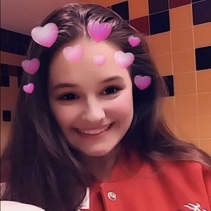 Meet your Posher, Kelly